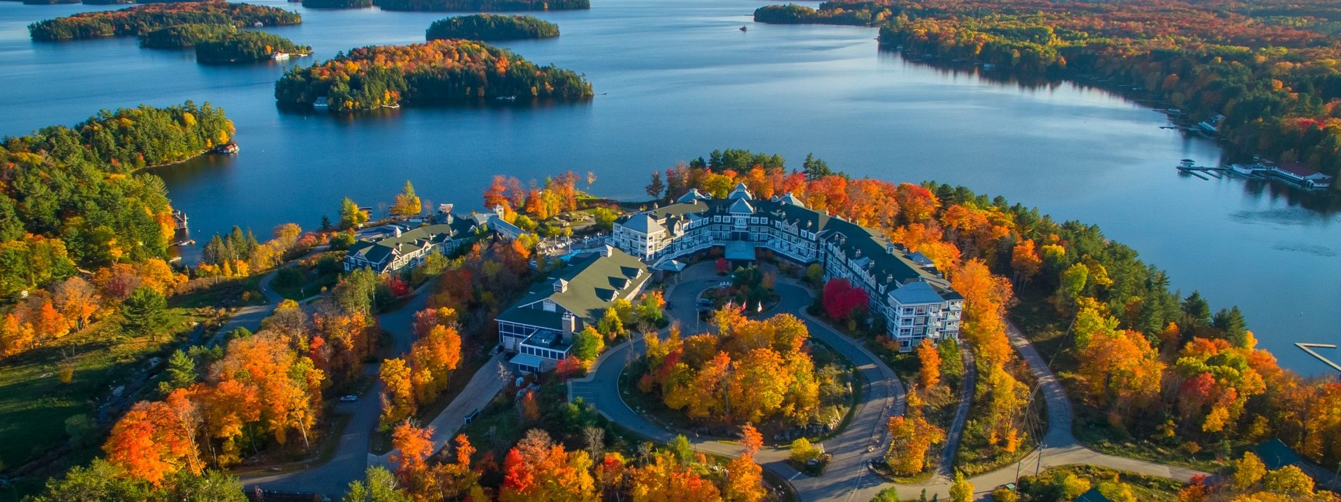 Top 6 Canadian hotels ideal for watching the changing of the leaves this fall