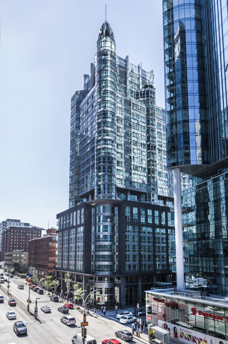 Hôtel le Crystal, a hotelcondo hybrid, shimmers in Montreal’s chic