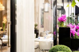 Four Seasons Hotel George V, Paris courtyard