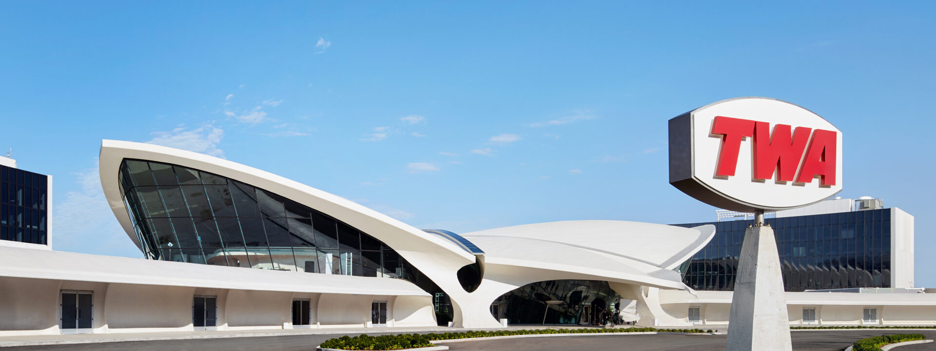 TWA Hotel at JFK is crazy, man… crazy cool